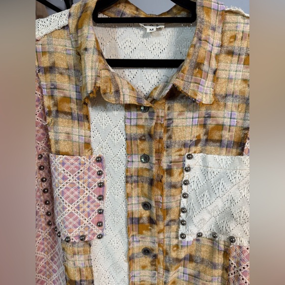 POL NWOB Mixed Patchwork Top with Stud Details - Picture 4 of 6